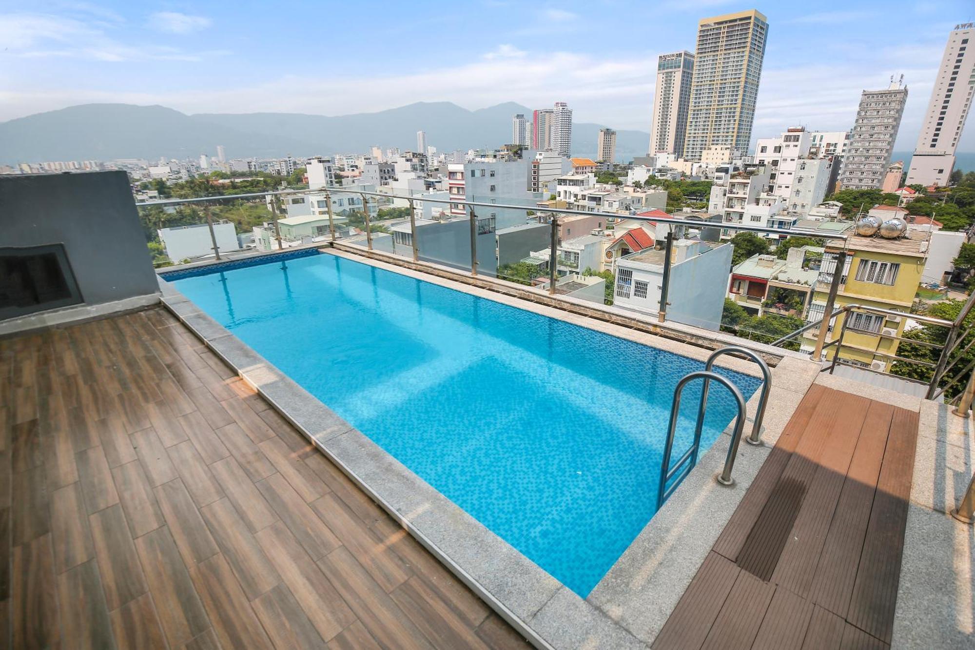 Sea Hotel & Apartment Дананг Экстерьер фото